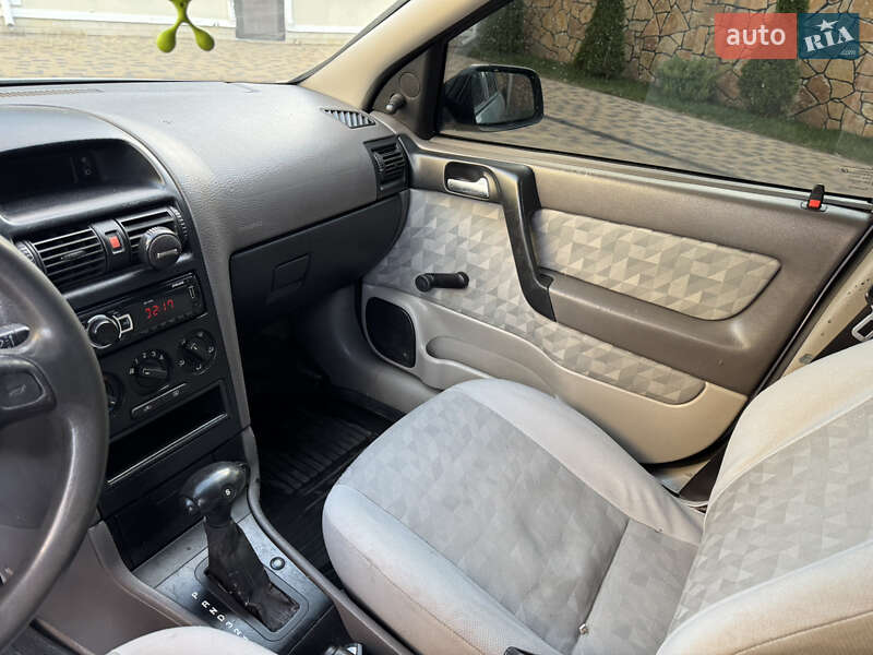Універсал Opel Astra 2000 в Могилів-Подільському