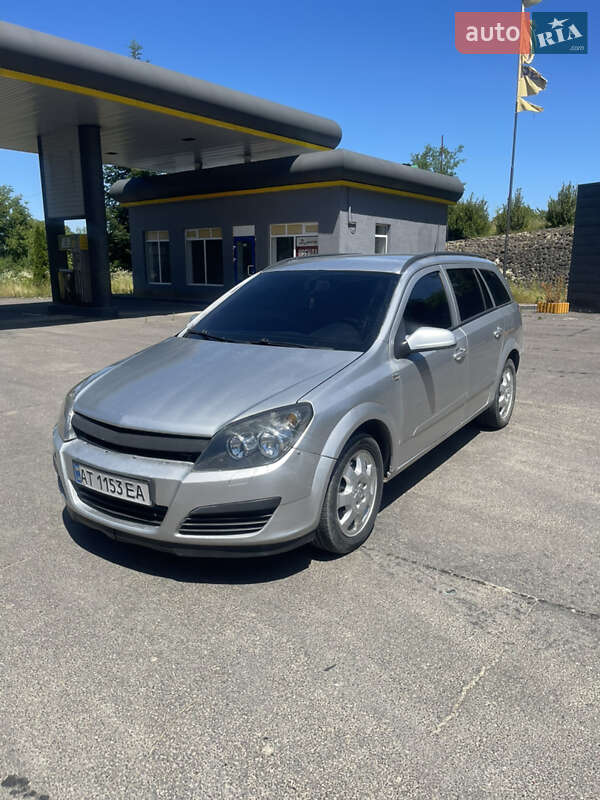 Универсал Opel Astra 2006 в Косове