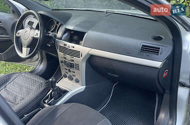 Универсал Opel Astra 2008 в 