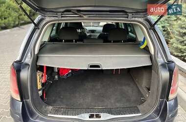 Универсал Opel Astra 2006 в 