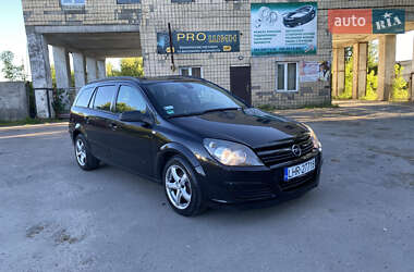 Универсал Opel Astra 2005 в Рокитном
