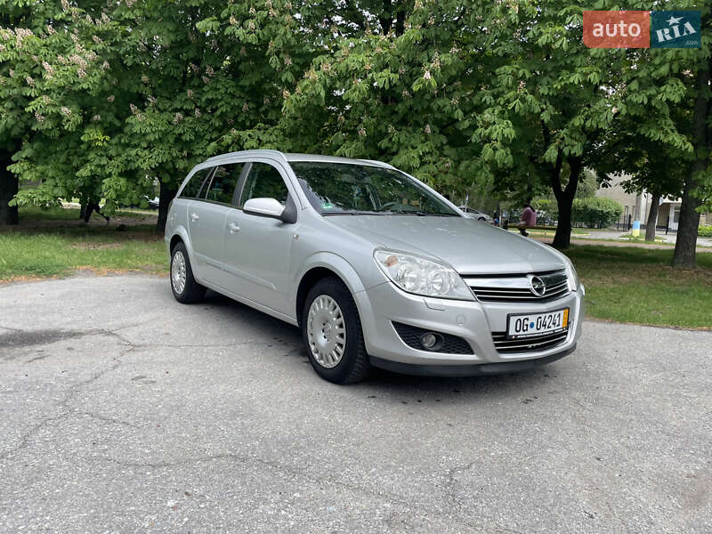Opel Astra 2008