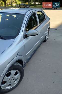 Универсал Opel Astra 2004 в 