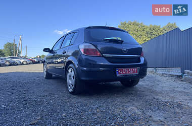 Хетчбек Opel Astra 2006 в 