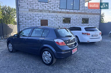 Хетчбек Opel Astra 2006 в 
