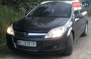Універсал Opel Astra 2008 в Самборі