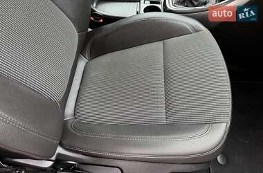 Хетчбек Opel Astra 2014 в 