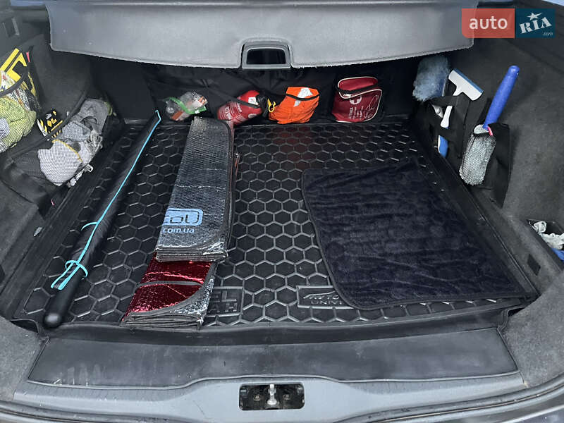 Универсал Opel Astra 2011 в Киеве