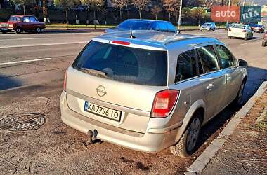 Универсал Opel Astra 2010 в Киеве
