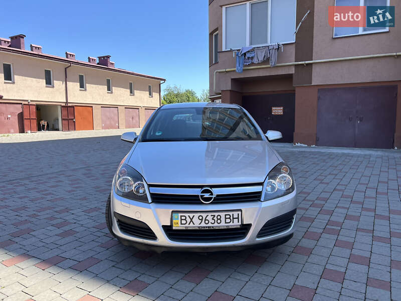 Хетчбек Opel Astra 2006 в Івано-Франківську