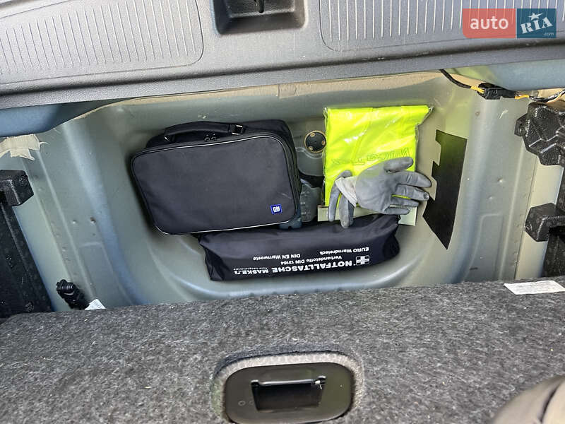 Универсал Opel Astra 2017 в Хмельницком