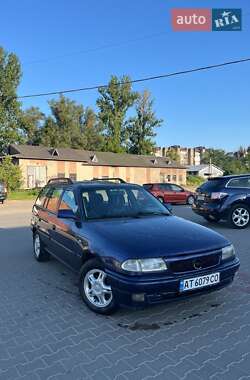 Універсал Opel Astra 1996 в Коломиї