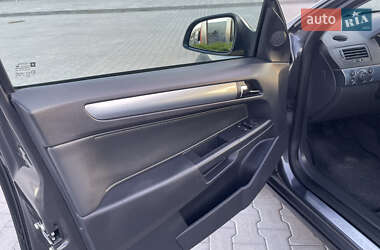 Универсал Opel Astra 2010 в 