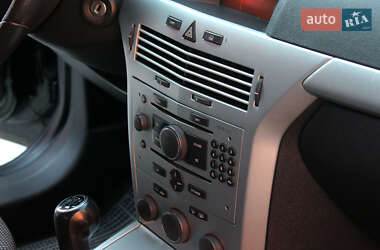 Універсал Opel Astra 2008 в 