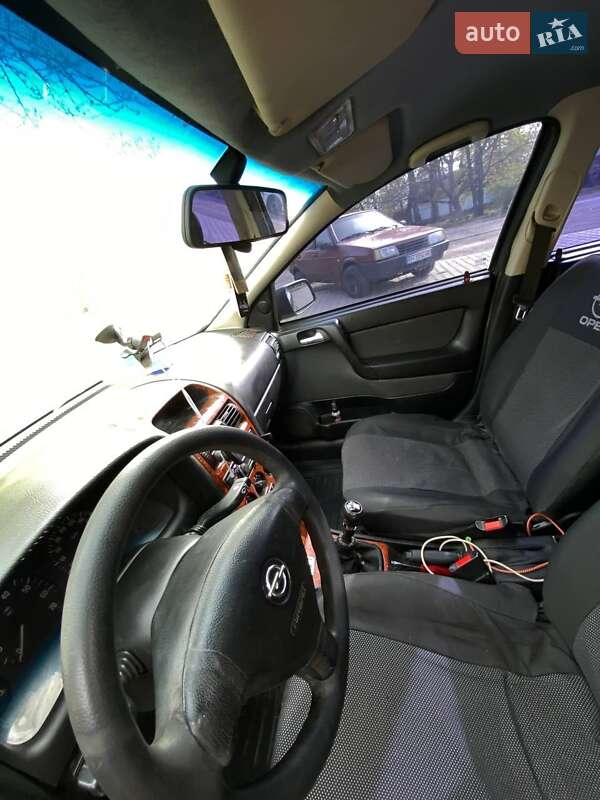 Седан Opel Astra 2007 в Любашевке