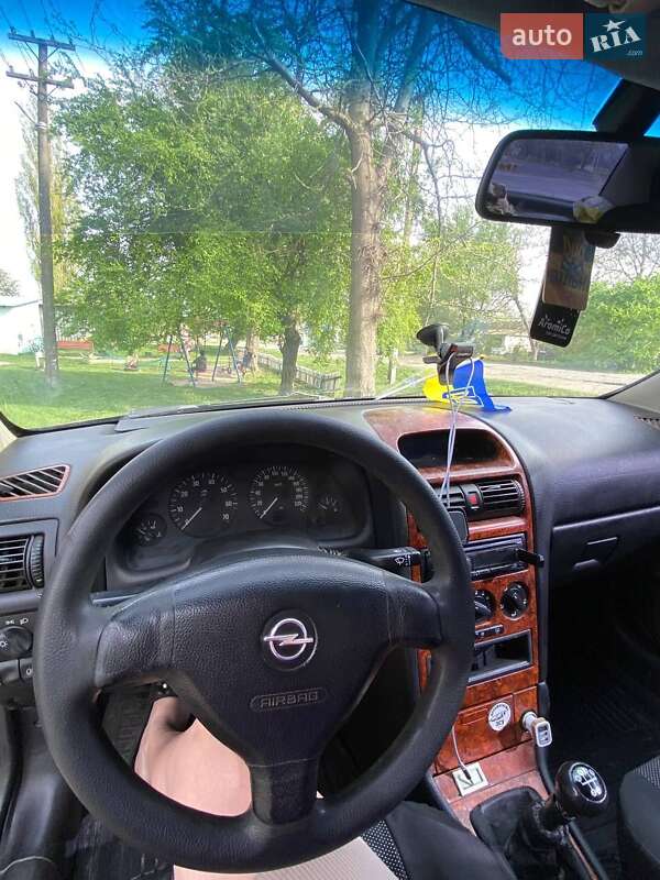 Седан Opel Astra 2007 в Любашевке