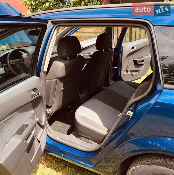 Универсал Opel Astra 2005 в Тернополе