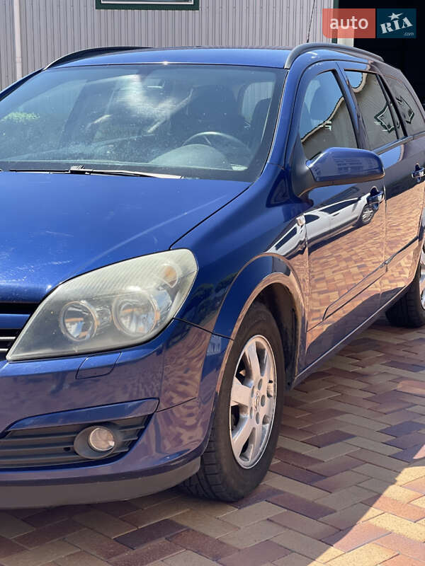 Универсал Opel Astra 2005 в Виннице