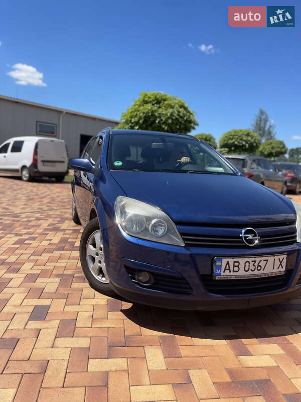Универсал Opel Astra 2005 в Виннице