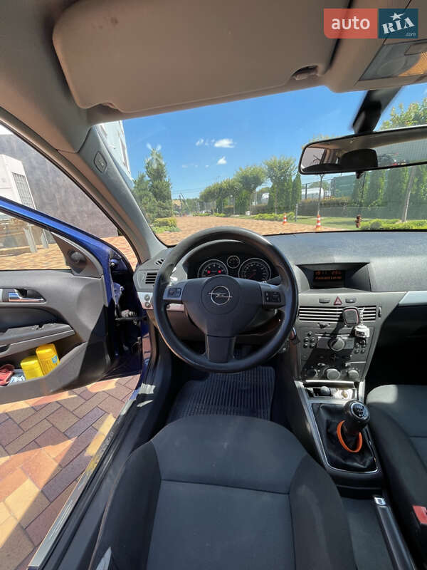 Универсал Opel Astra 2005 в Виннице