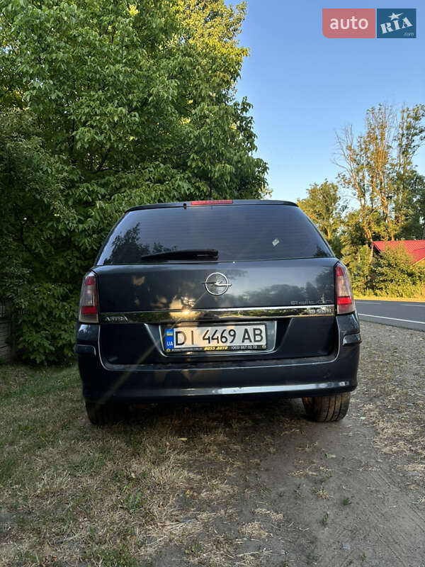 Универсал Opel Astra 2007 в Ивано-Франковске