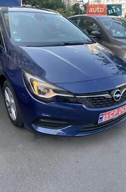 Универсал Opel Astra 2020 в 