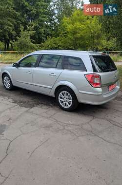 Универсал Opel Astra 2009 в 