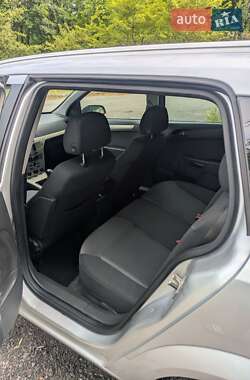 Универсал Opel Astra 2009 в 
