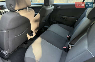 Универсал Opel Astra 2007 в 