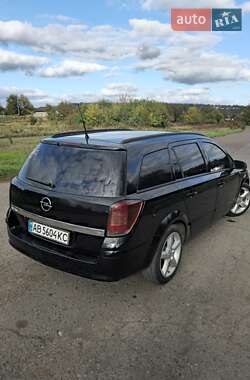 Универсал Opel Astra 2006 в 