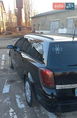 Универсал Opel Astra 2006 в 