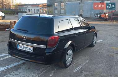 Универсал Opel Astra 2006 в 