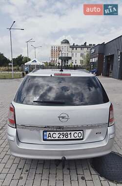 Универсал Opel Astra 2009 в 