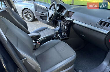 Универсал Opel Astra 2008 в 
