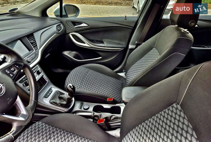 Универсал Opel Astra 2020 в Кропивницком