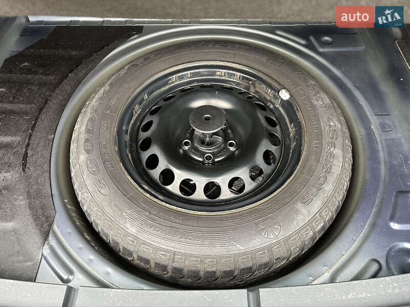 Универсал Opel Astra 2010 в Луцке