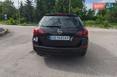 Универсал Opel Astra 2011 в 