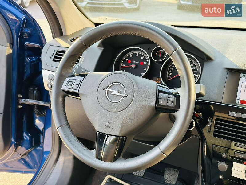 Универсал Opel Astra 2009 в Харькове