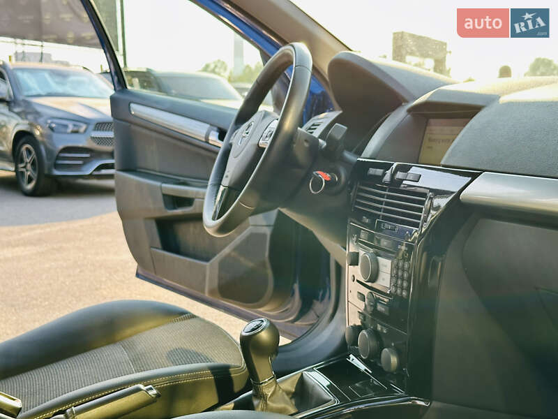 Универсал Opel Astra 2009 в Харькове