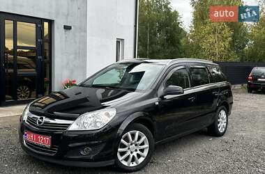 Универсал Opel Astra 2008 в Любешове