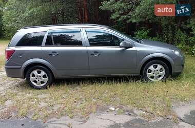 Универсал Opel Astra 2006 в Луцке
