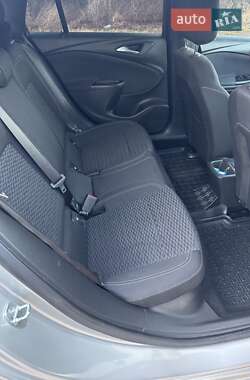 Универсал Opel Astra 2019 в 