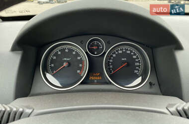 Универсал Opel Astra 2007 в 