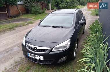 Универсал Opel Astra 2012 в Сумах
