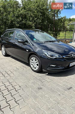 Универсал Opel Astra 2016 в 