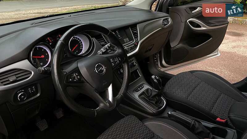 Универсал Opel Astra 2020 в Ивано-Франковске
