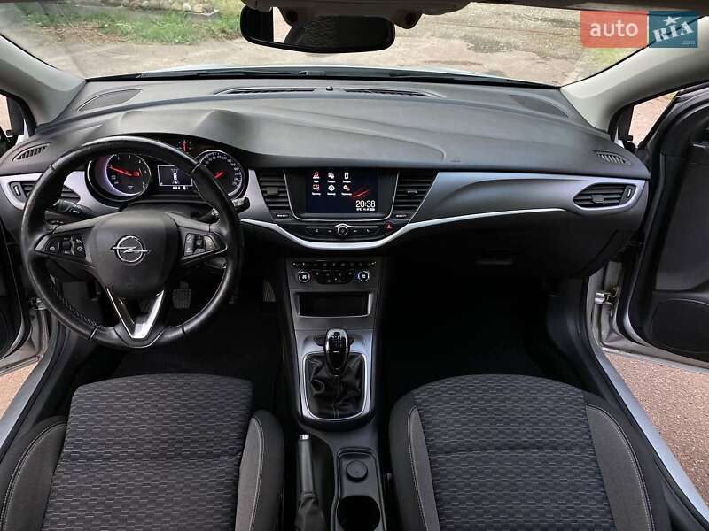 Универсал Opel Astra 2020 в Ивано-Франковске