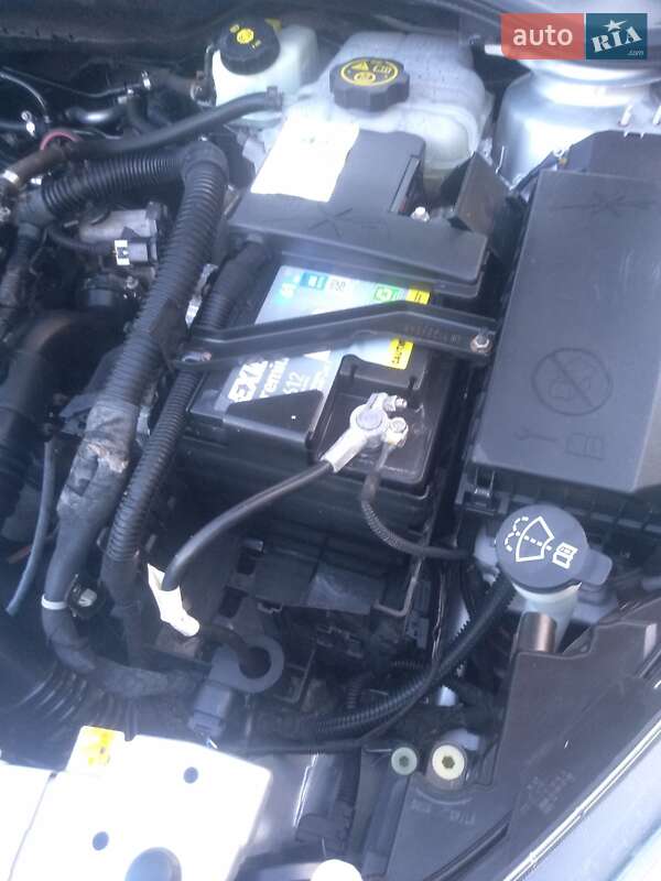 Универсал Opel Astra 2011 в Радивилове