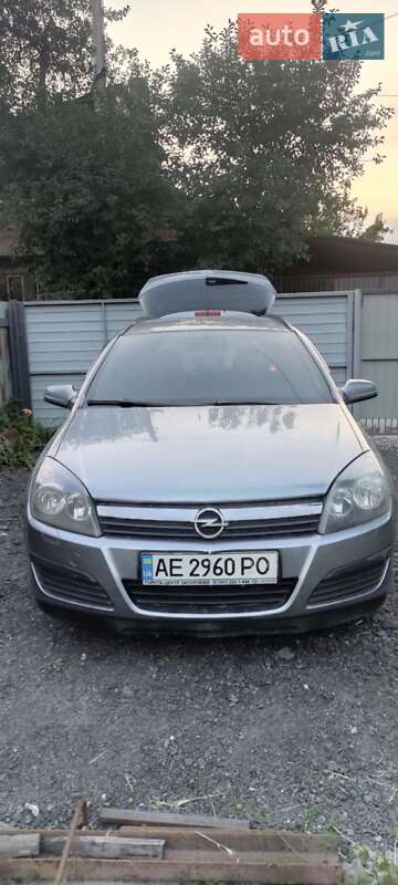 Универсал Opel Astra 2006 в Каменском