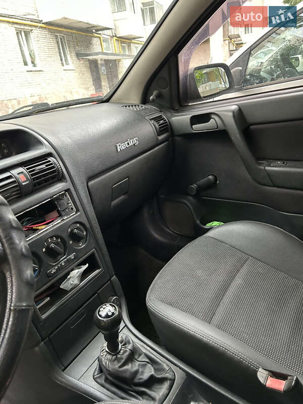 Универсал Opel Astra 2000 в Львове
